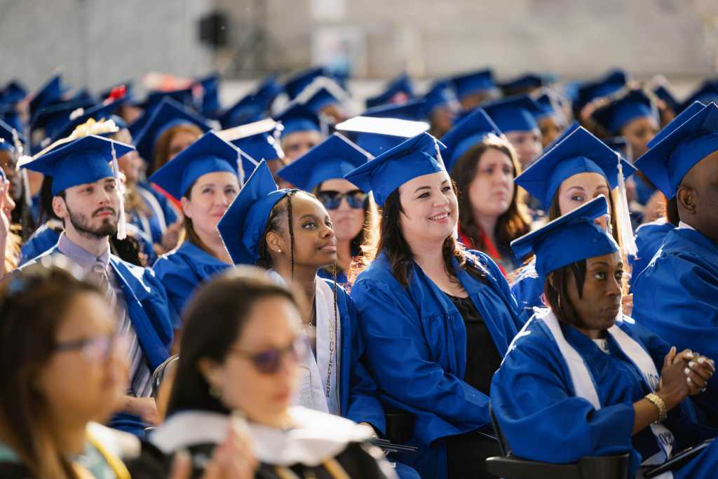 GatewayCCGraduatesChikePhotography(436of483)