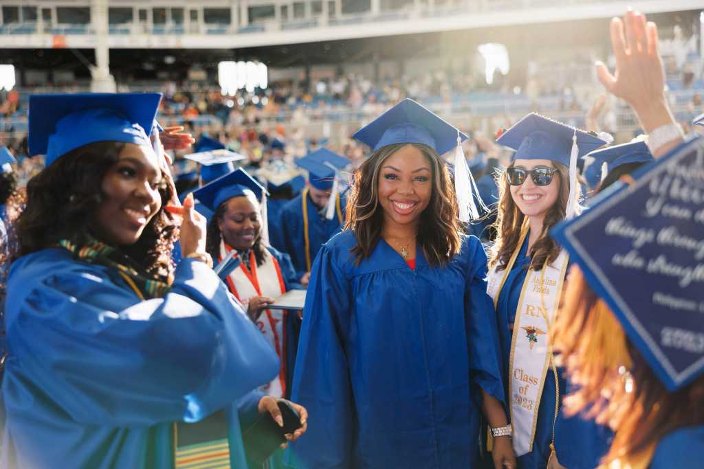 GatewayCCGraduatesChikePhotography(472of483)