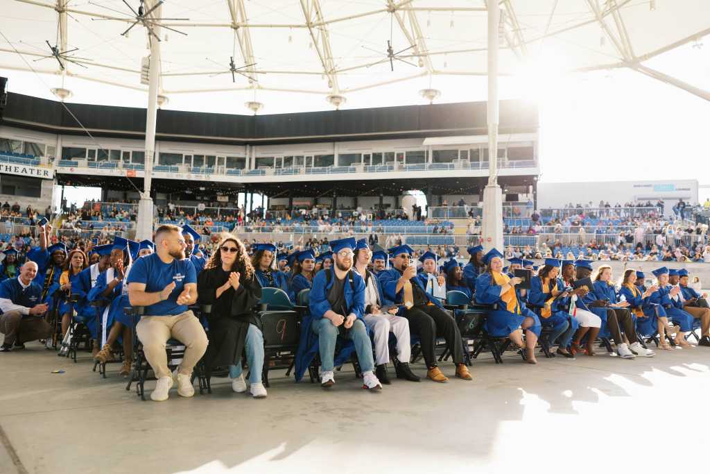 GatewayCCGraduatesChikePhotography(480of483)